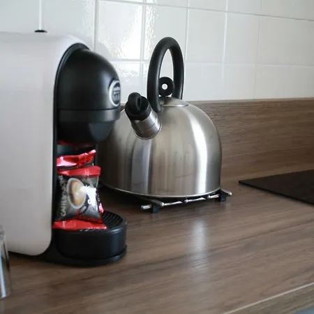 Simply House In アパート