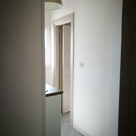 Simply House In * バーリ