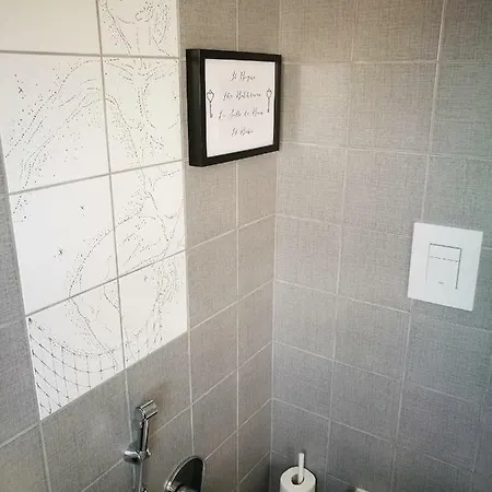 Simply House In Apartman